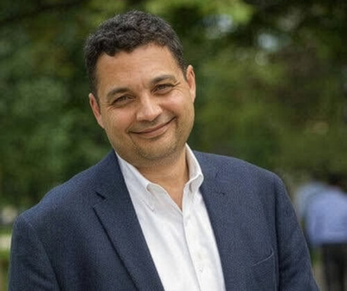 headshot photo of Matthew Countryman
